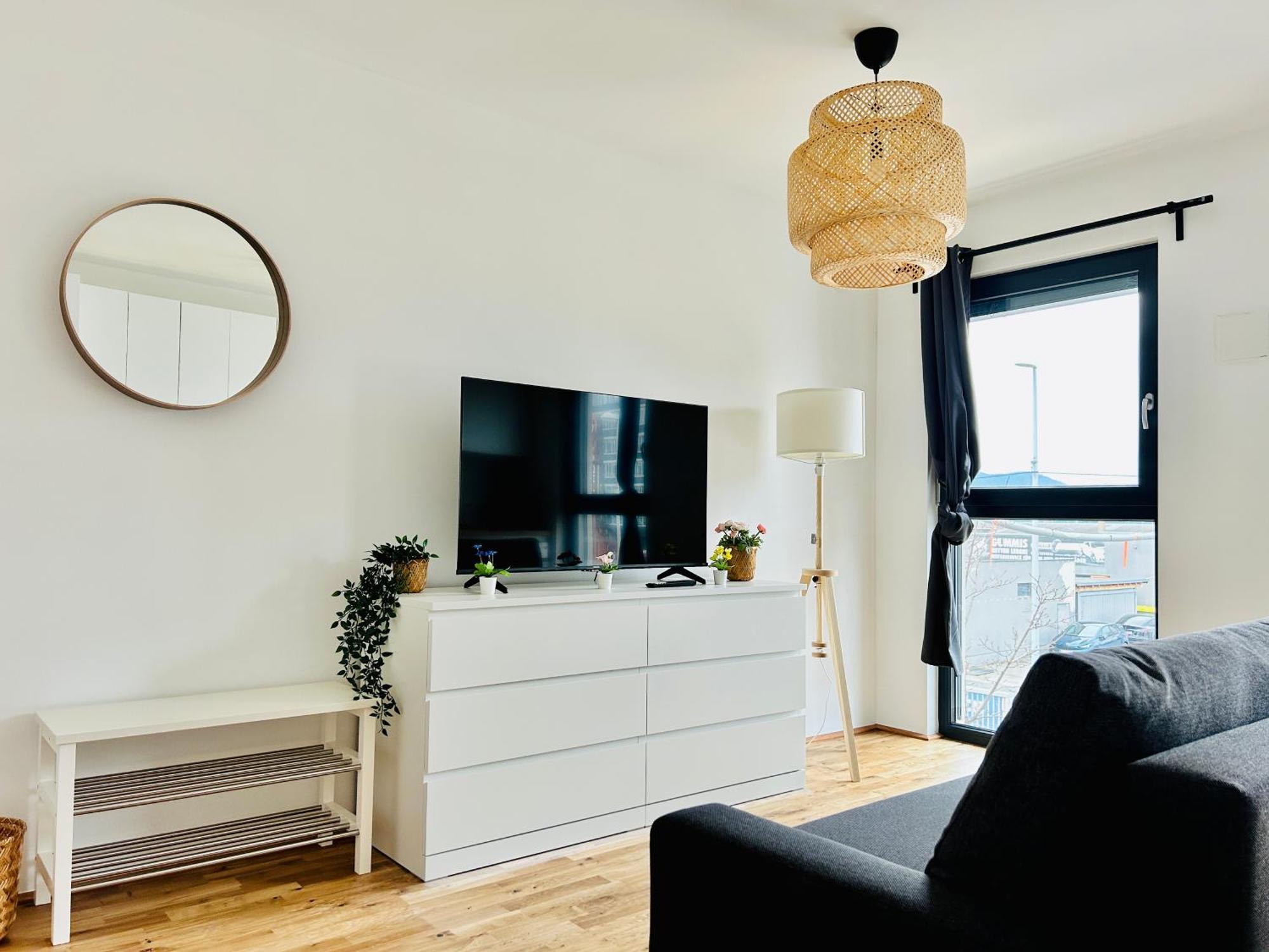 Modern Apartment With Balcony & Free Parking - Nearby Metro Vídeň Exteriér fotografie