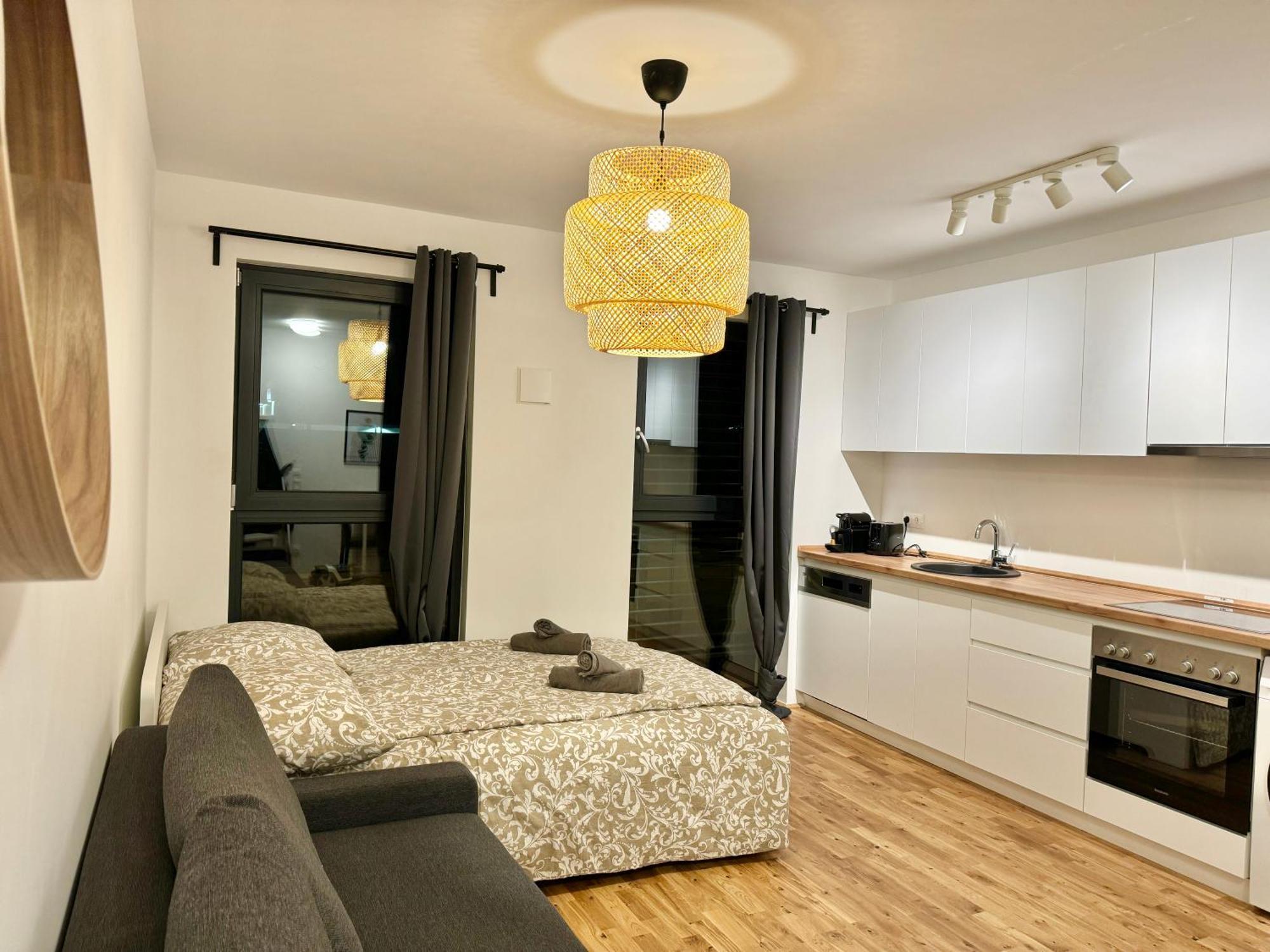 Modern Apartment With Balcony & Free Parking - Nearby Metro Vídeň Exteriér fotografie