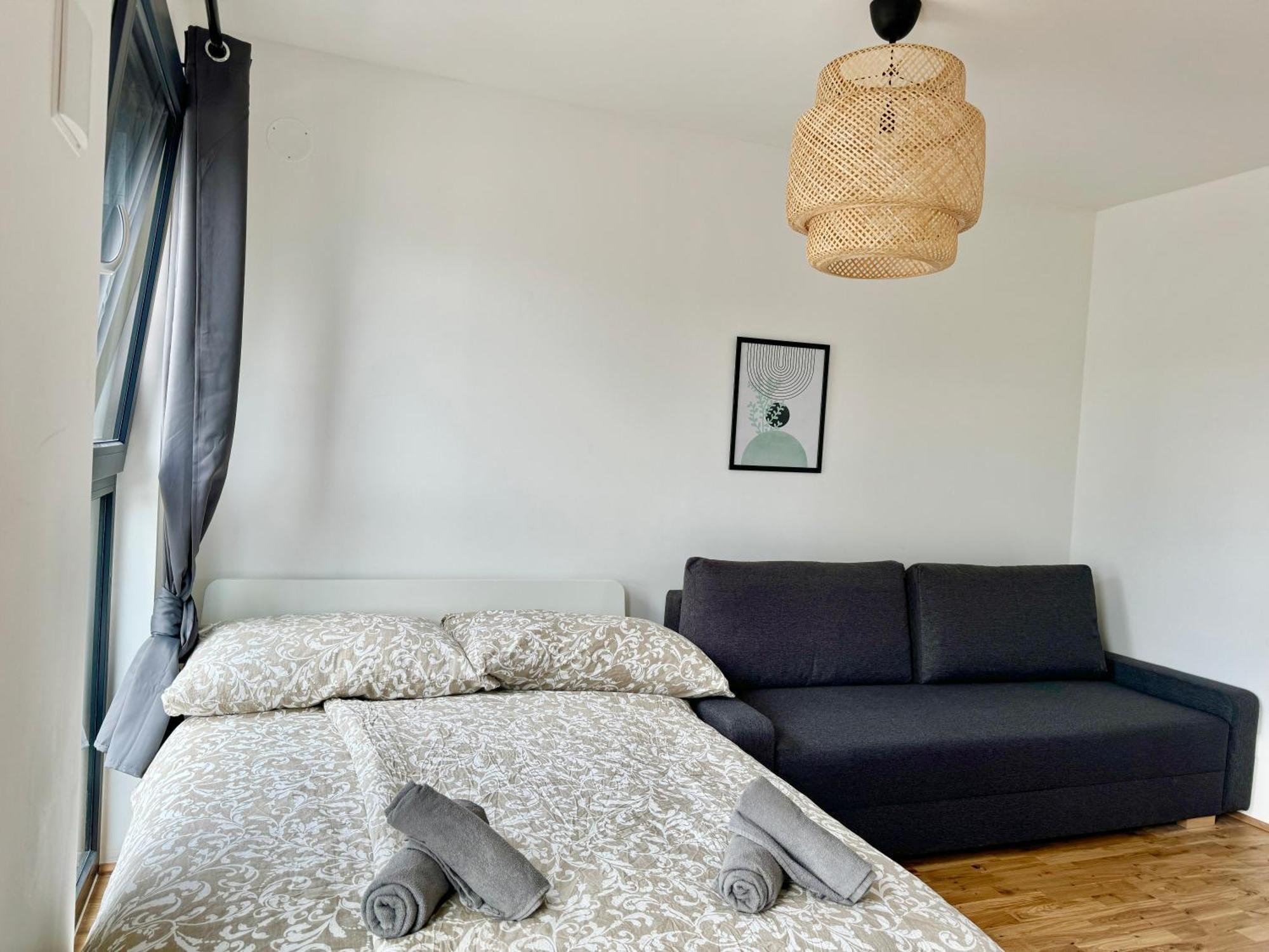 Modern Apartment With Balcony & Free Parking - Nearby Metro Vídeň Exteriér fotografie